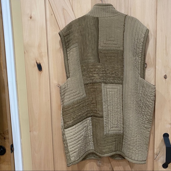 Kiss of the Wolf Quilt Silk Vest Sz M Wearable Art - Picture 6 of 12